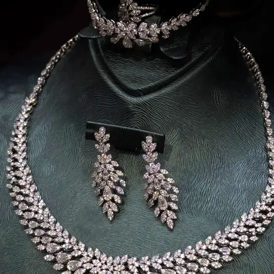 Luxury Rhodium Plated Bridal Necklace, Earrings and Tiara Set with Zircon Stones – Sparkling Wedding Jewelry Set